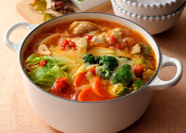 鍋料理の献立に悩んだらコレ！種類ごとに合うおかず・副菜レシピ30選