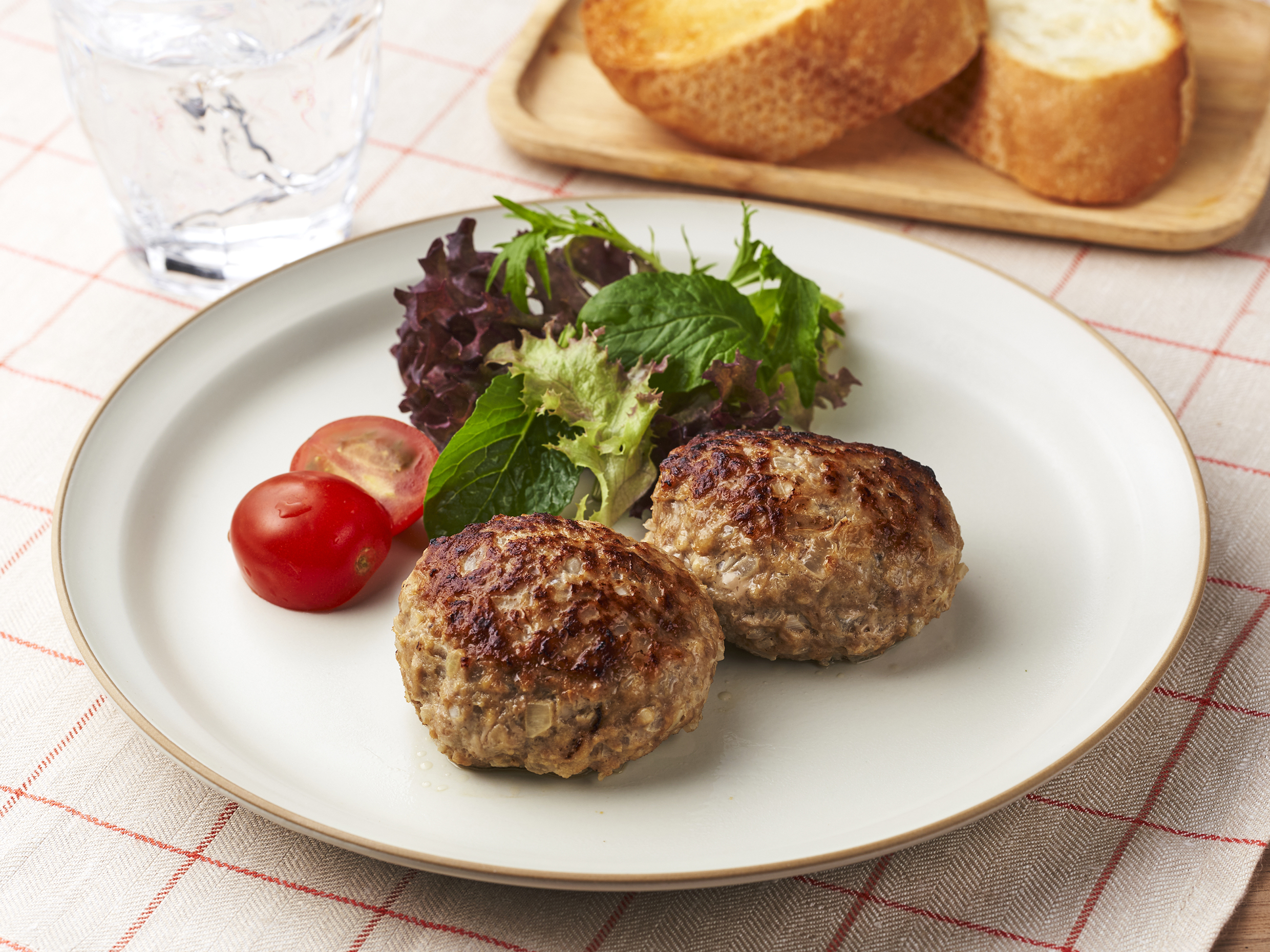 ハンバーグの献立！おしゃれで簡単な副菜や主食（パスタ・ご飯）のレシピ30選