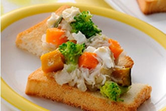 お魚と里いものサンドイッチ